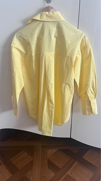 xs Beden sarı Renk ZARA Oversize Gömlek
