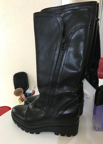 Kadın Siyah Deri Dizüstü Topuklu Bot - Görsel 2