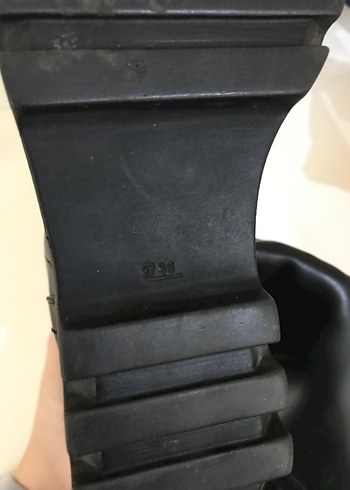 Kadın Siyah Deri Dizüstü Topuklu Bot - Görsel 4