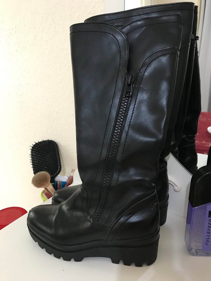 Kadın Siyah Deri Dizüstü Topuklu Bot - Görsel 2