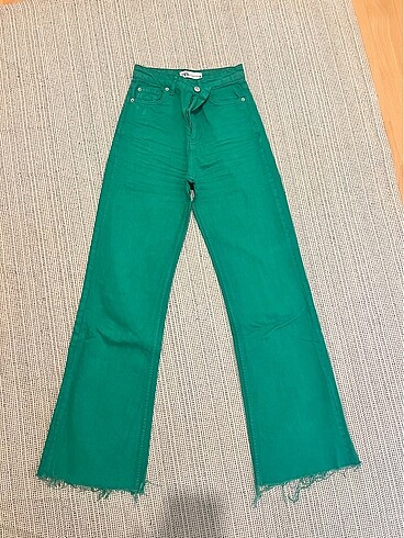 Zara Yeşil Jean