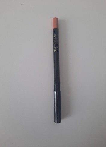 Hourglass Hourglass Shape &Sculp lip liner Flaunt2