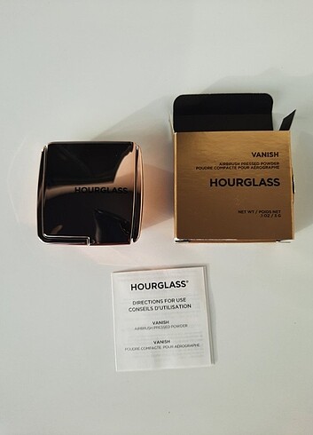 Hourglass Vanish Airbrush pressed powder Travel