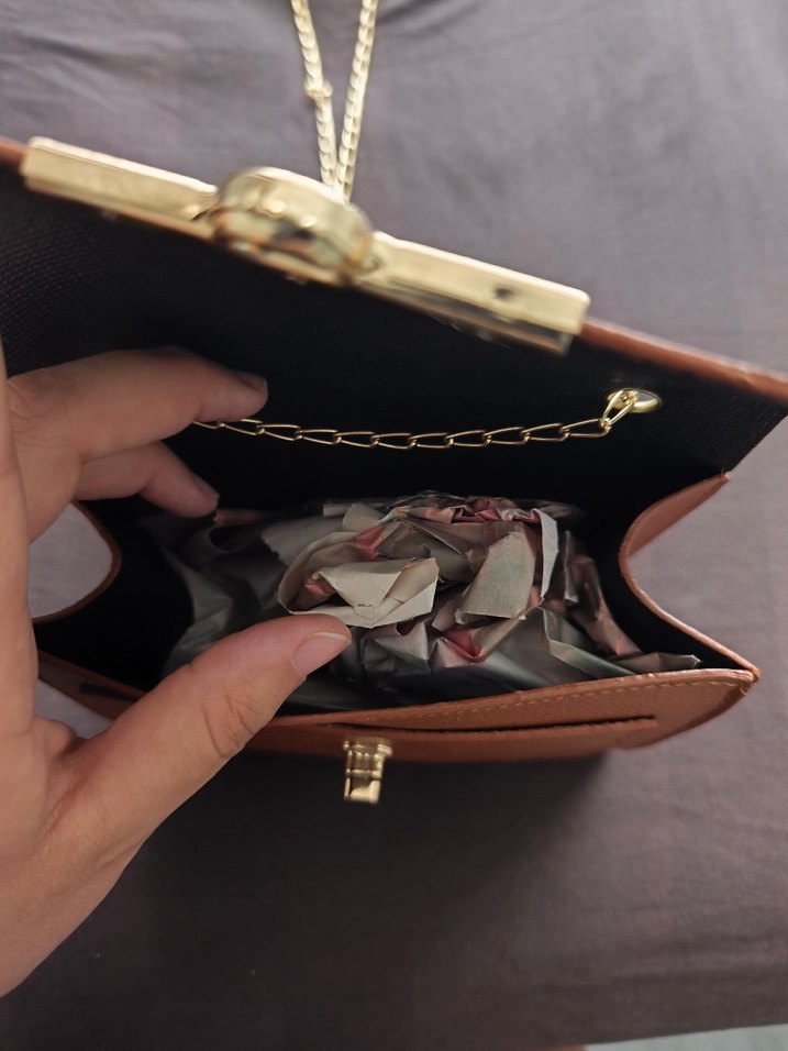 Zincir Detaylı Kahverengi Deri Kadın Çanta - Görsel 3