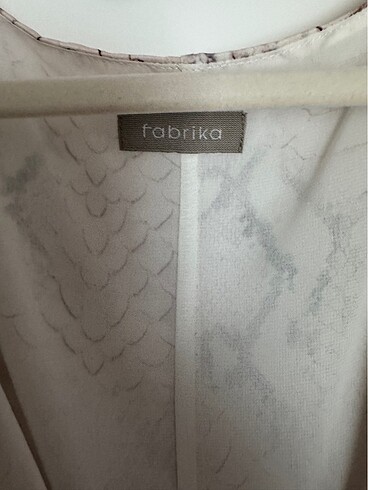 Fabrika Fabrika elbise