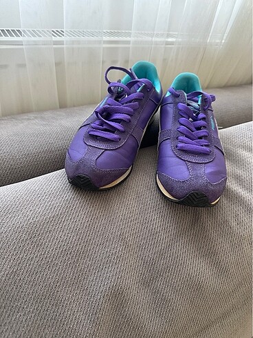 36 Beden Puma Spor ayakkabı
