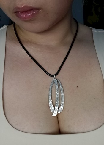 Gri Minimalist Tokalı Midi Kolye
