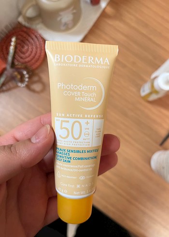 Bioderma Photoderm Cover Touch Mineral SPF 50 - Görsel 2