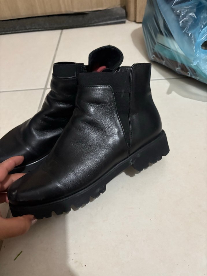 Siyah Yılan Desenli Dolgu Topuklu Kadın Stiletto — görsel 2/5