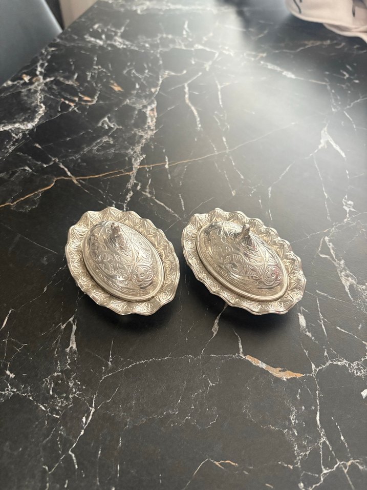 İşlemeli Gri-Beyaz Geleneksel Tabak Takımı - Görsel 2