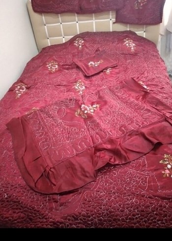Bordo Nakışlı Yatak Örtüsü Seti - Görsel 2