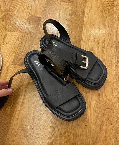 38 Beden Zara bantlı topuklu sandalet