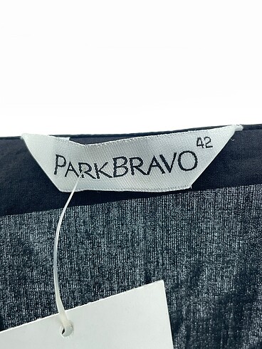 42 Beden siyah Renk Park Bravo Bluz %70 İndirimli.