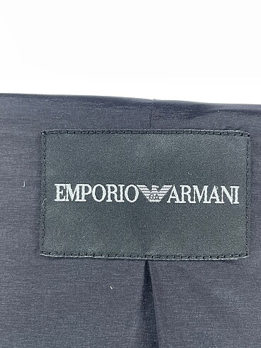 48 Beden siyah Renk Emporio Armani Ceket %70 İndirimli.