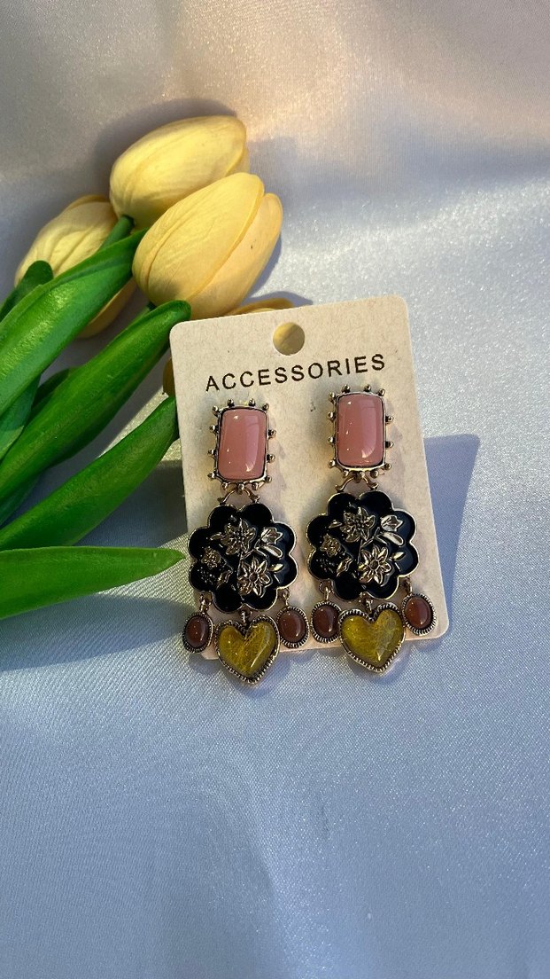 Sezonun gözdesi zara model Küpe - Görsel 3