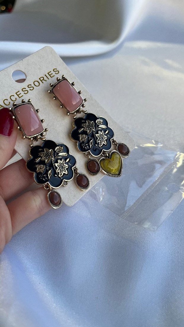 Sezonun gözdesi zara model Küpe - Görsel 2