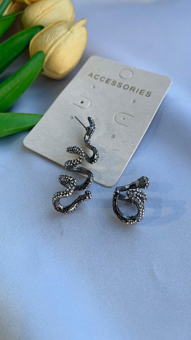 kıkırdak küpesi ile birlikte takımKüpeler - Görsel 3