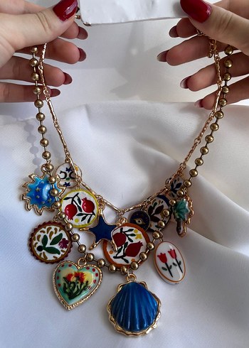 Favori kolyeni buldun! - Görsel 3