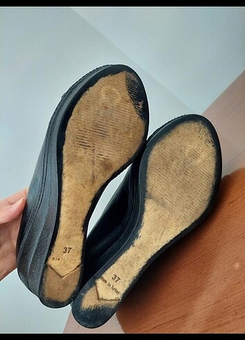 Siyah kadın dolgu topuk ayakkabı  - Görsel 6