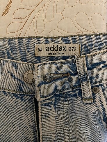 Addax addax ripped jean
