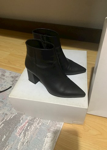 Siyah Deri Stiletto Topuklu Kadın Bot - Görsel 2