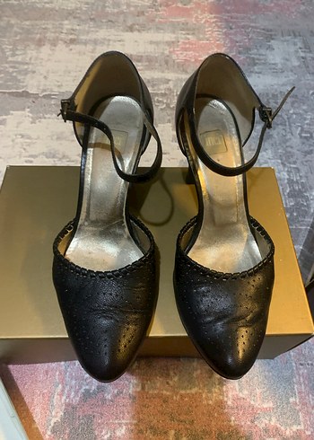 İnci Siyah Vintage Topuklu Kadın Ayakkabı - Görsel 2