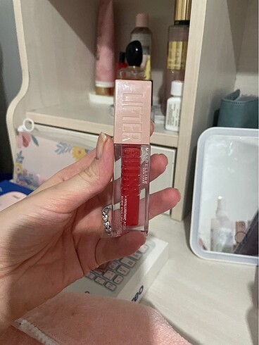 Maybelline lifter gloss