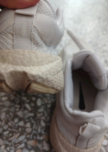 Nike Beyaz Bağcıklı Stiletto Topuklu Spor Ayakkabı