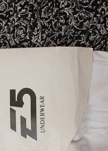 Calvin Klein Beyaz Baskılı Midi erkek İç Çamaşırı