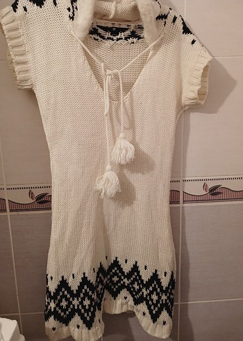 Bohem V Yaka Nakışlı Triko Elbise