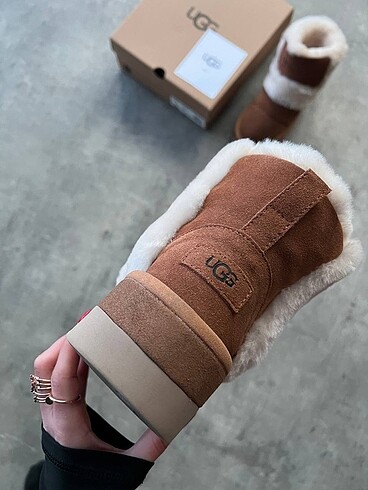 36 Beden Ugg Classic Cloudpeak Boot Brown