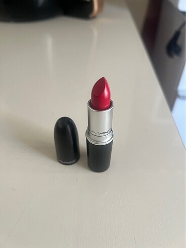 Mac Amplıfied creme lipstick 136 Dallas