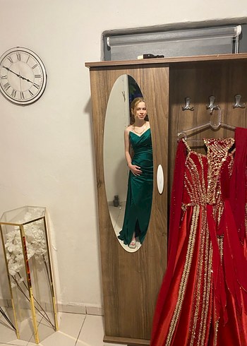 ACİL SATILIK Zümrüt Yeşili Drapeli Straplez Abiye Elbise - Görsel 2