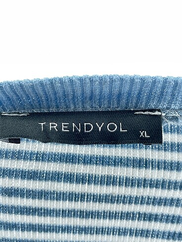 xl Beden çeşitli Renk Trendyol & Milla T-shirt %70 İndirimli.
