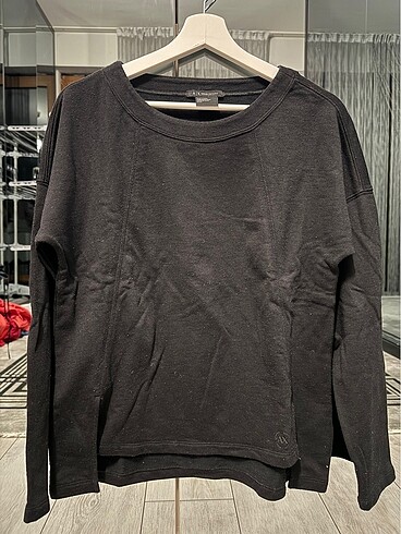 Armani Exchange orjinal siyah sweatshirt. S beden