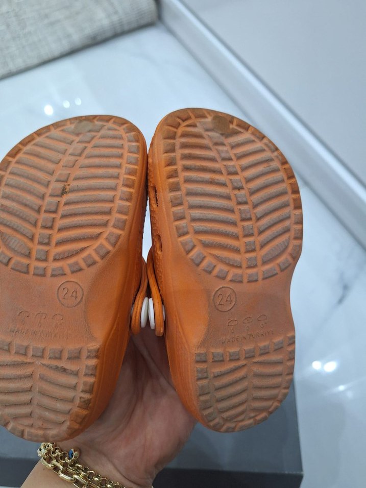 Kız Çocuk Turuncu Kauçuk Terlik 24 numara - Görsel 2