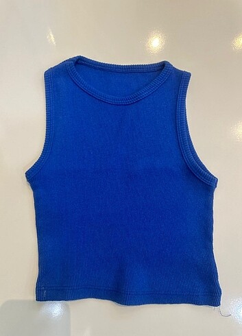 saks mavisi crop top
