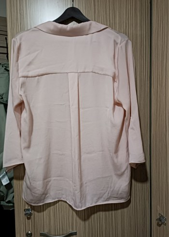 Pembe V Yaka Kadın Gömlek - Görsel 2