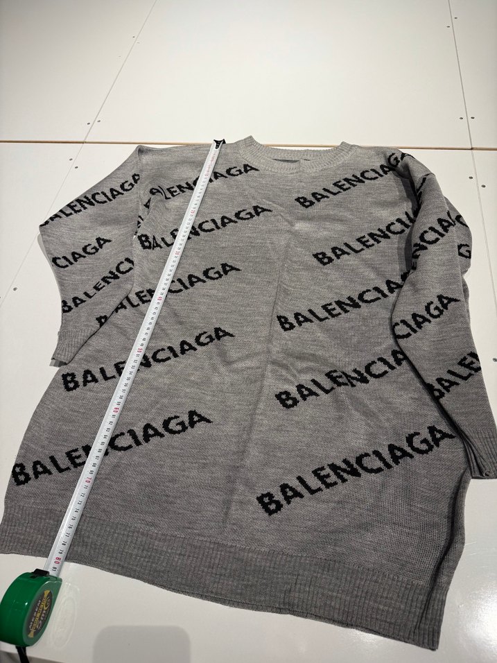 Gri Balenciaga Desenli Kazak - Görsel 2