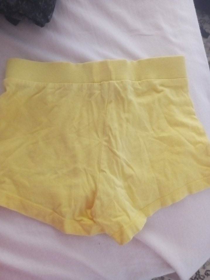 Sarı Pamuklu Rahat Kesim Kız Şort - Görsel 3