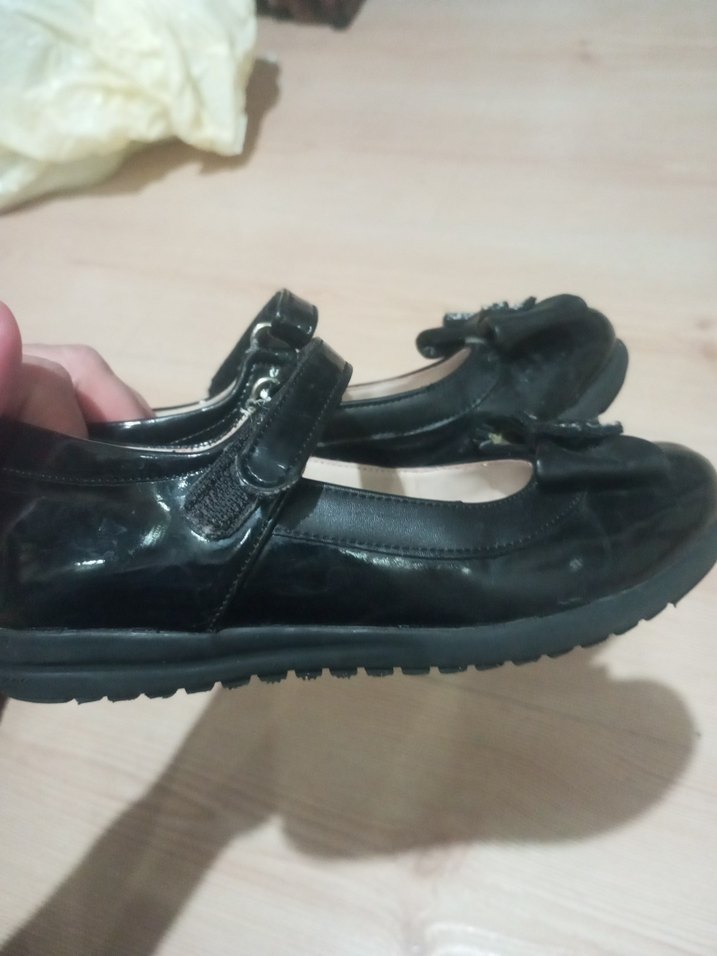 Kız Çocuk Siyah Tokalı Babet Ayakkabı - Görsel 5