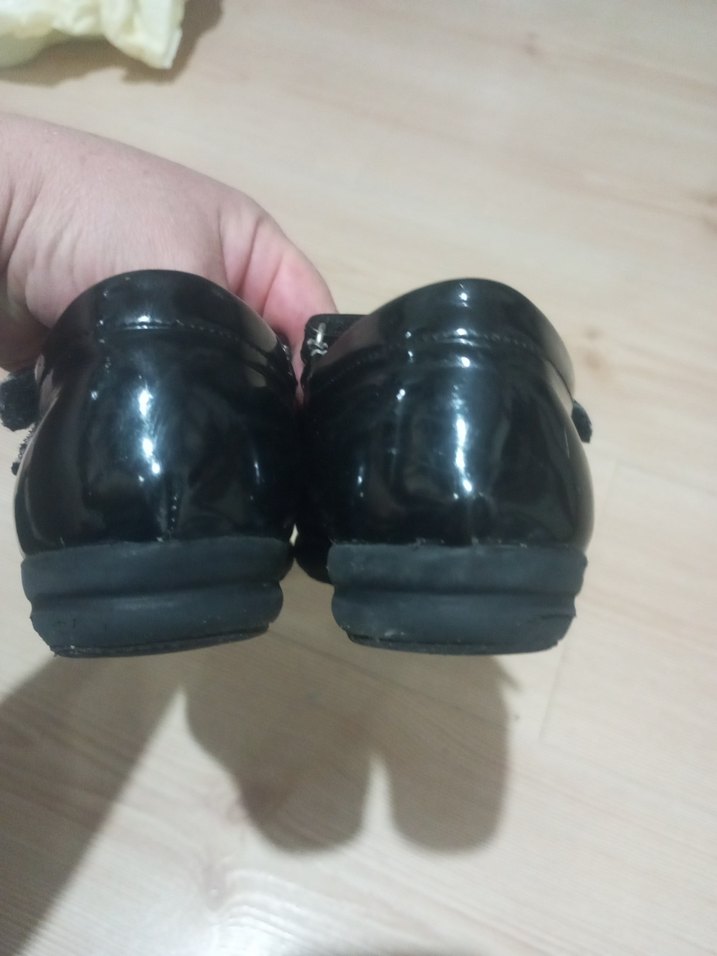 Kız Çocuk Siyah Tokalı Babet Ayakkabı - Görsel 4