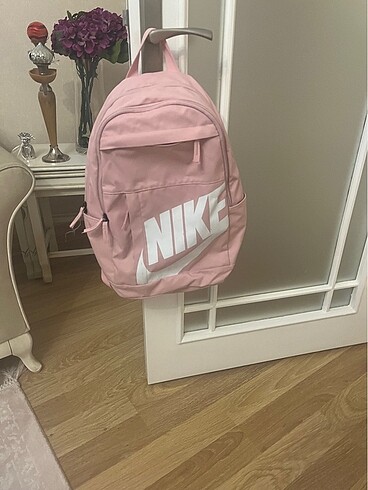 Orijinal pembe nike çanta