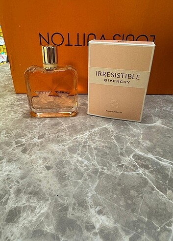 Givenchy kadın parfum