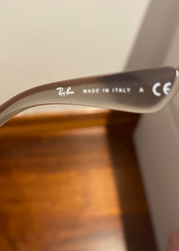 Beden Ray-Ban Şeffaf Gri Kadın Güneş Gözlüğü