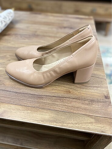 38 Beden ten rengi Renk #Clarks #bej#tppuklu#ayakkabı