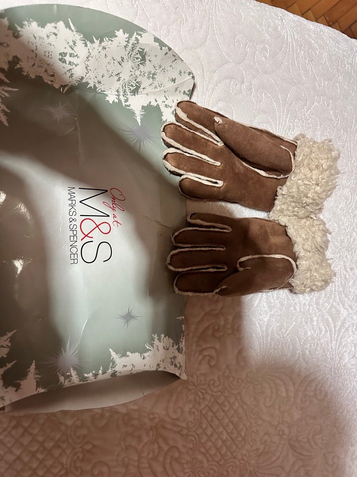 Marcs&spencer koyun yünü süet eldiven - Görsel 3