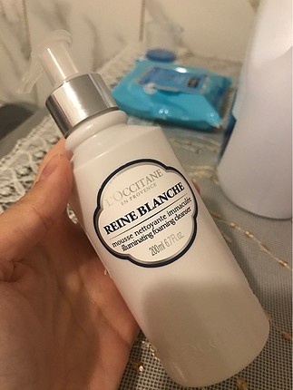L'occcıtane yüz temizleyici