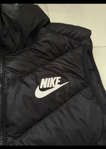 l Beden siyah Renk Nike Siyah Yelek