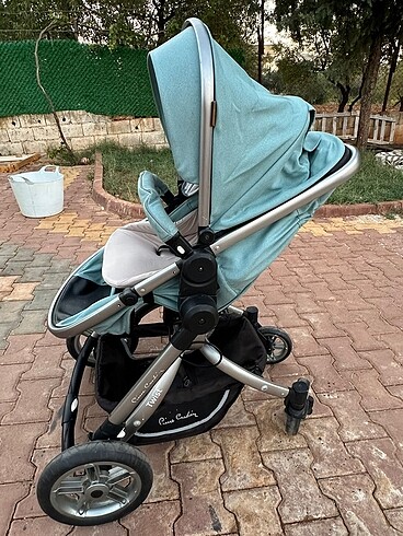 Sıfır ayarında bebek arabası